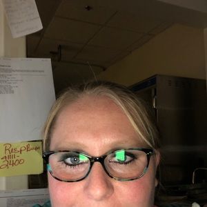 Meet your Posher, Kristi